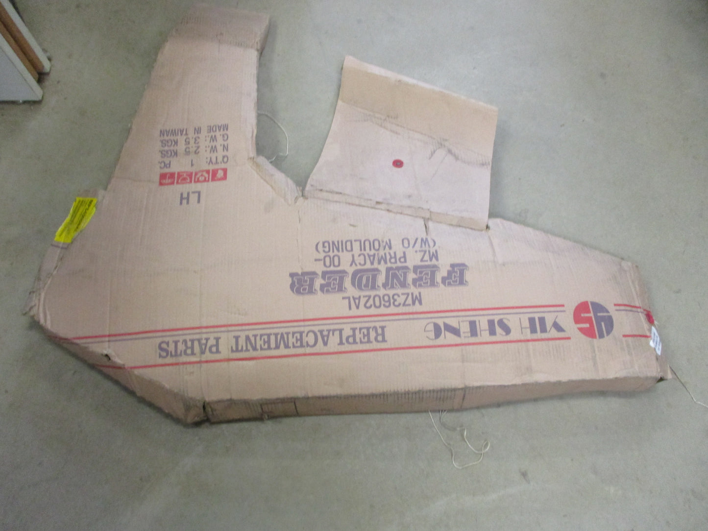 Left Hand Front Guard Suits Mazda Premacy Wagon New Part