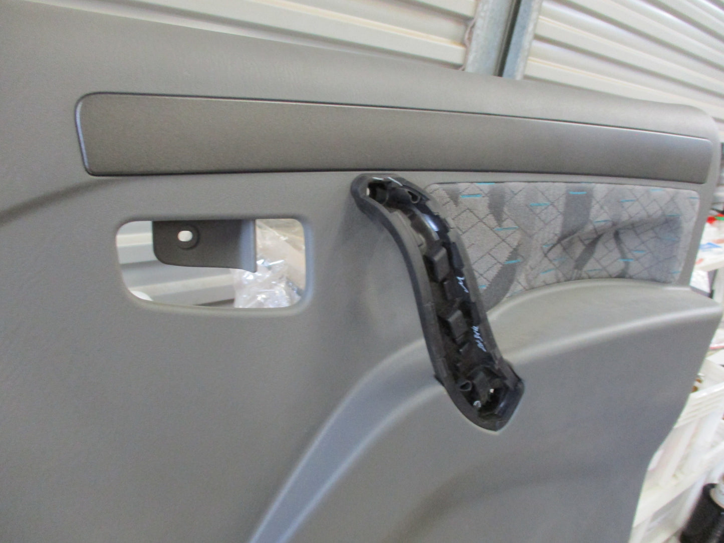Mahindra Pik Up Genuine Right Hand Front Door Trim New Part