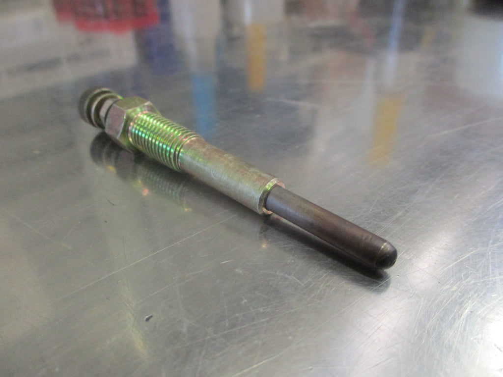 Glow Plug Suits Holden TF/TG Gemini/Jackaroo/KB Rodeo New Part – Half ...
