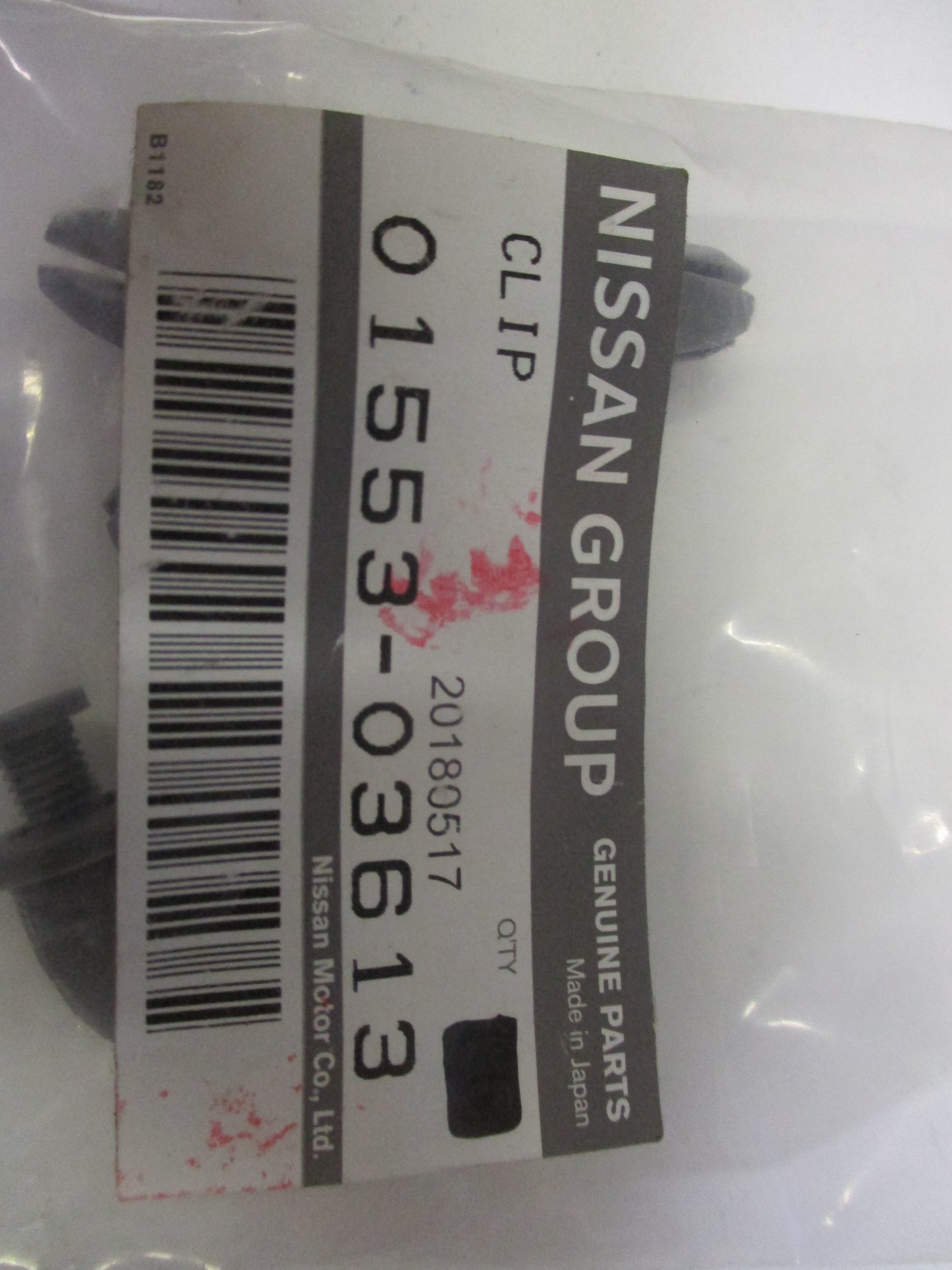 Nissan Y61 GU Patrol Genuine Rear Gray Cargo Clip New Part