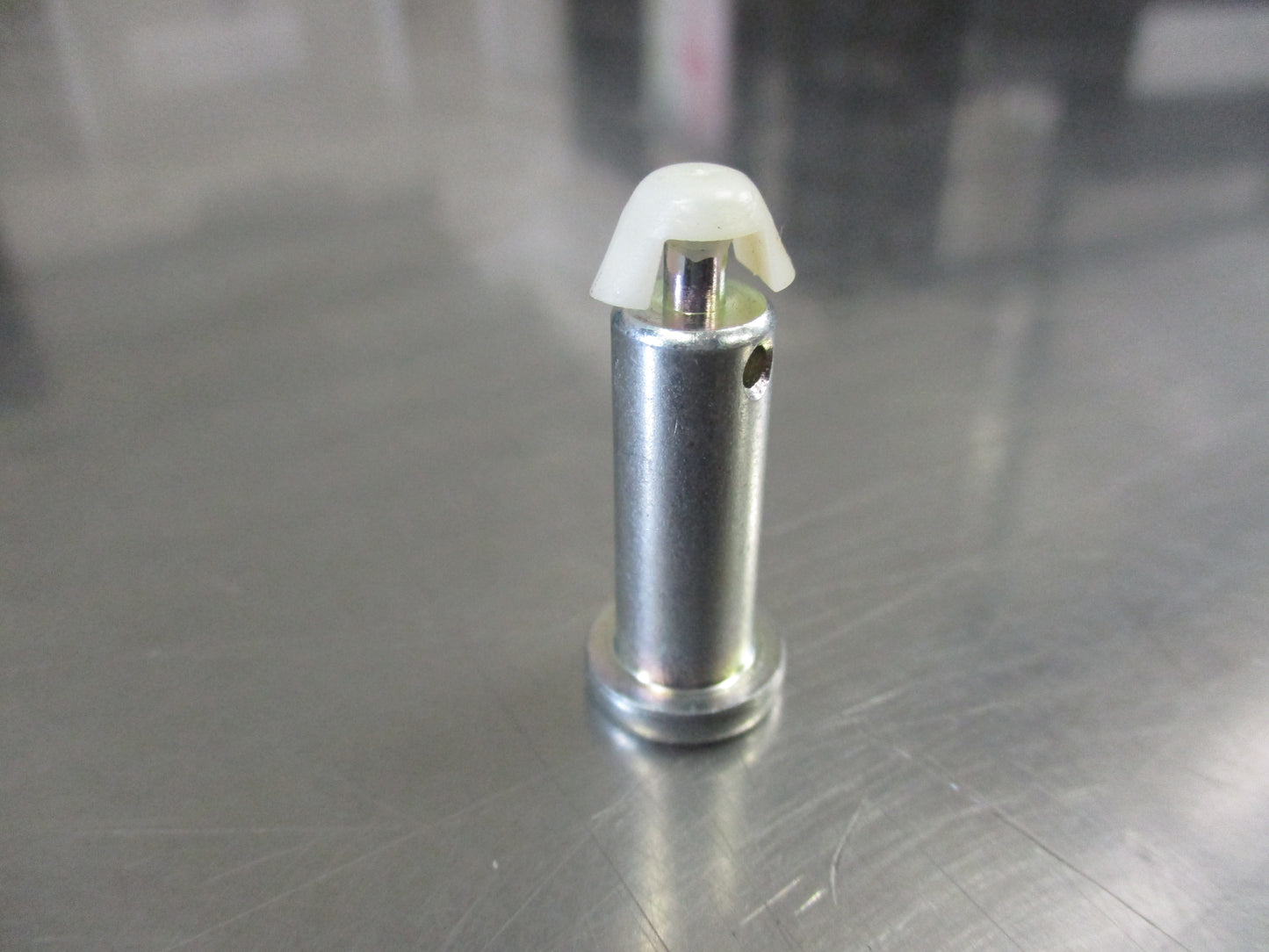 Nissan Pathfinder/Navara/Juke/Maxima Genuine Clevis Pin New Part