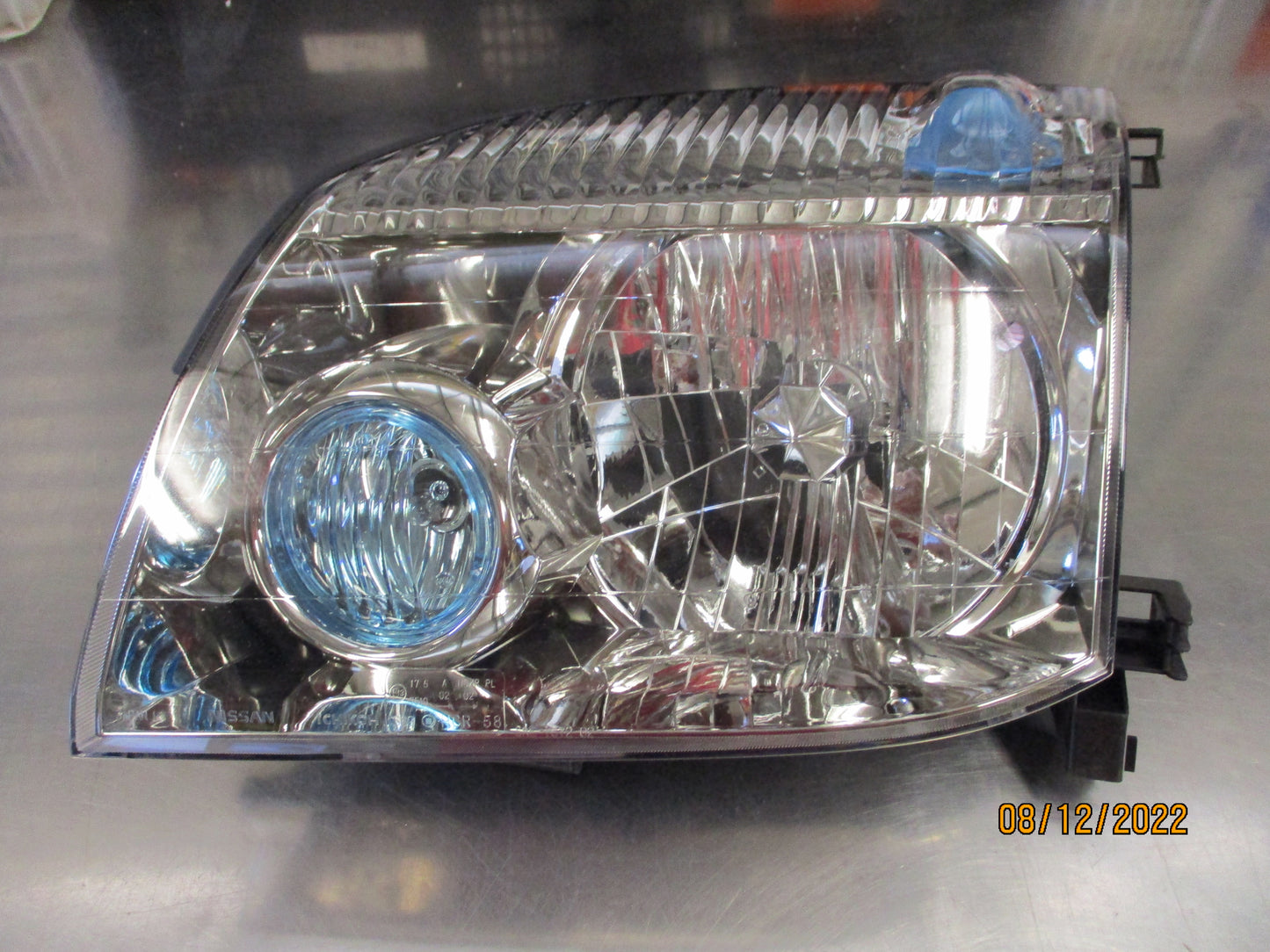 Nissan X-Trail T30 Genuine Left Hand Front Head Light New Part