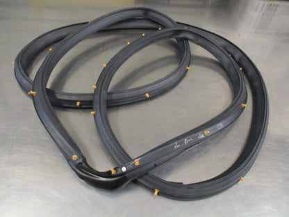 Isuzu D-Max Genuine Left Hand Front Door Weatherstrip New Part