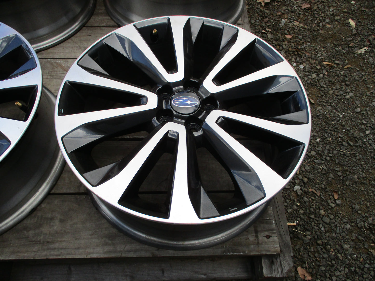 Subaru Forester Premium Genuine Set 4 Alloy Wheels 18X7 Used Part VGC