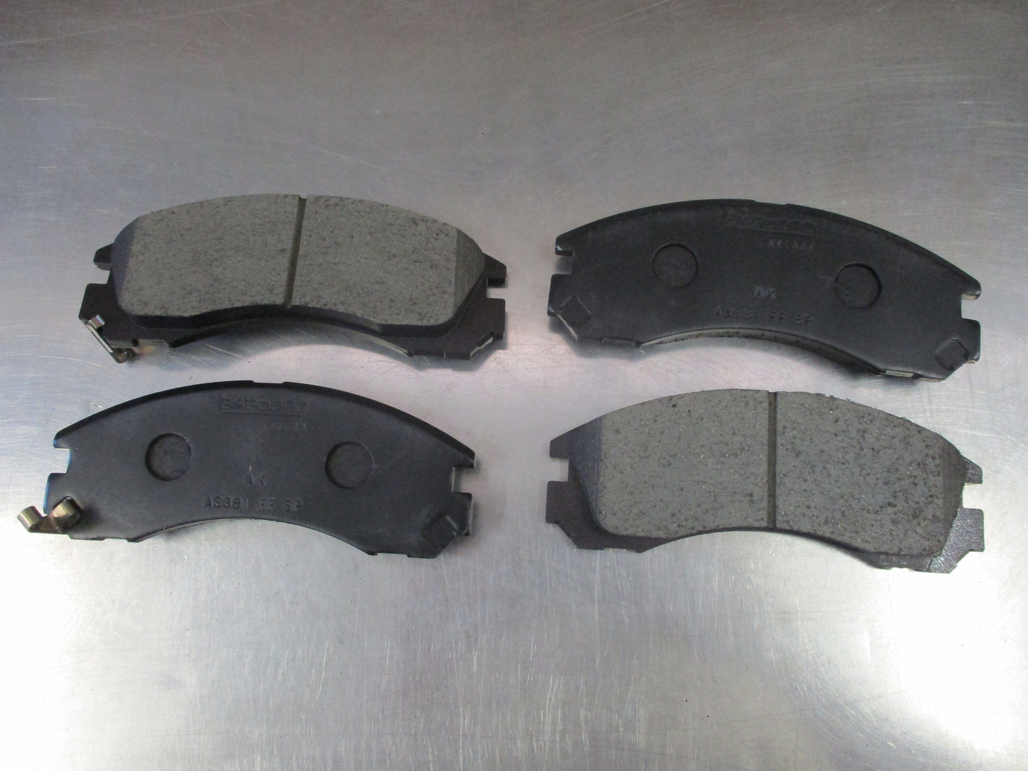 Mitsubishi Pajero Sport/Outlander Genuine Front Disc Brake Pads New Part