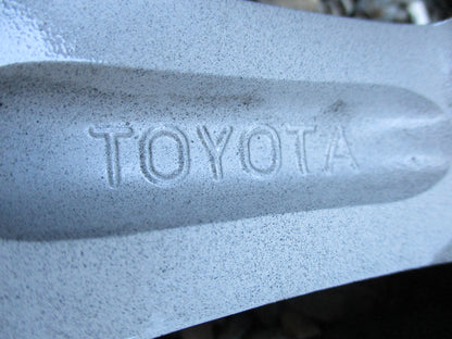 Toyota Hilux SR5 Genuine  1 Alloy Wheel 18x7.5 No Center caps Used Part VGC