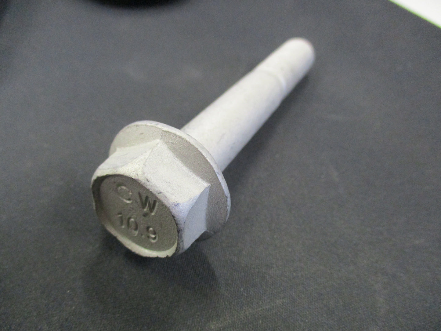 Holden Captiva Genuine Rear Knuckle Screw (Bolt) New Part