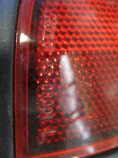 Mitsubishi Triton Genuine Rear Reflector Left Hand Side New Part