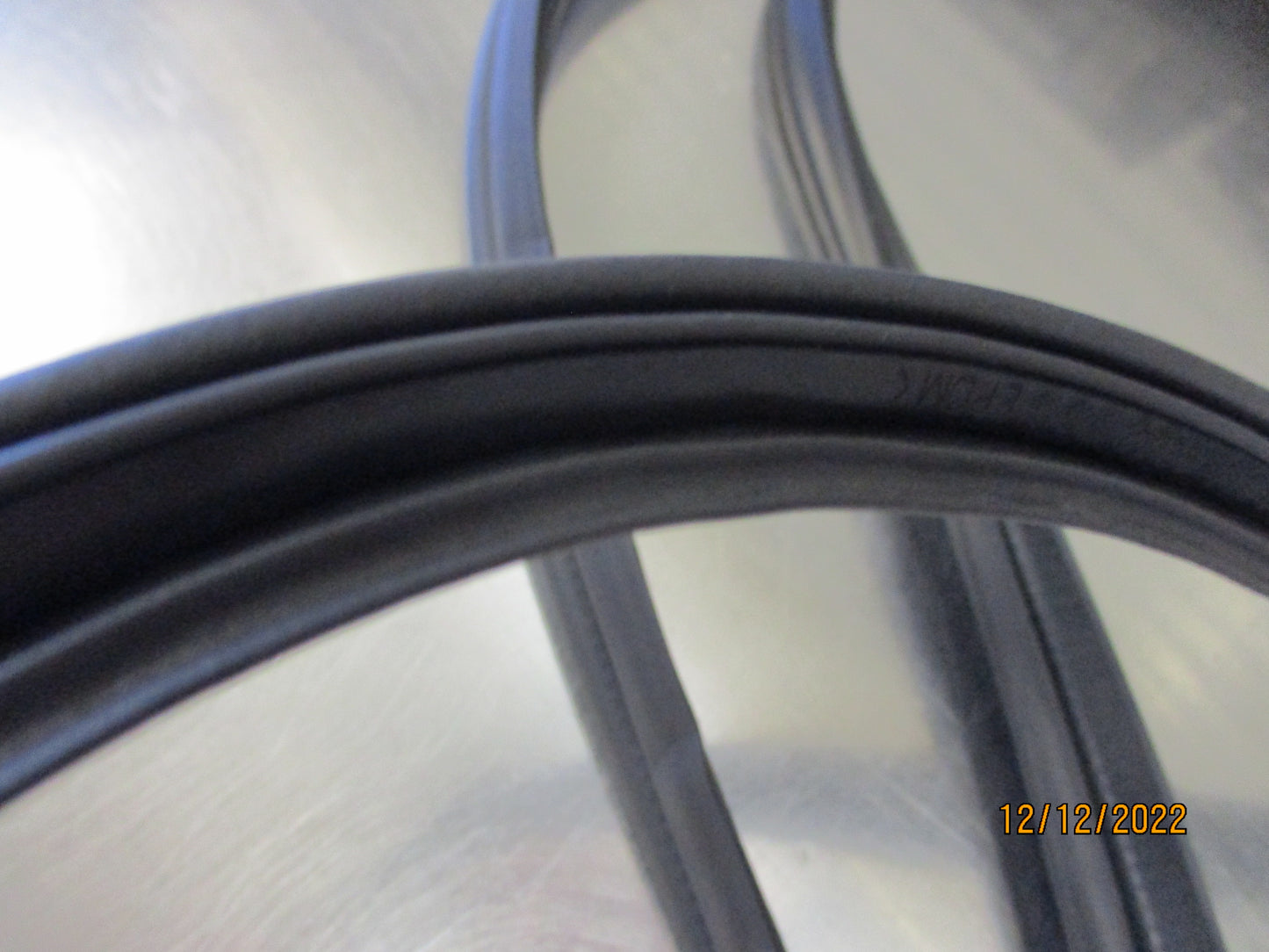 Nissan T31 X-Trail Genuine Rear Door Weatherstrip New Part