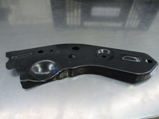 Nissan Tiida Genuine Right Hand Radiator Support Bracket New Part