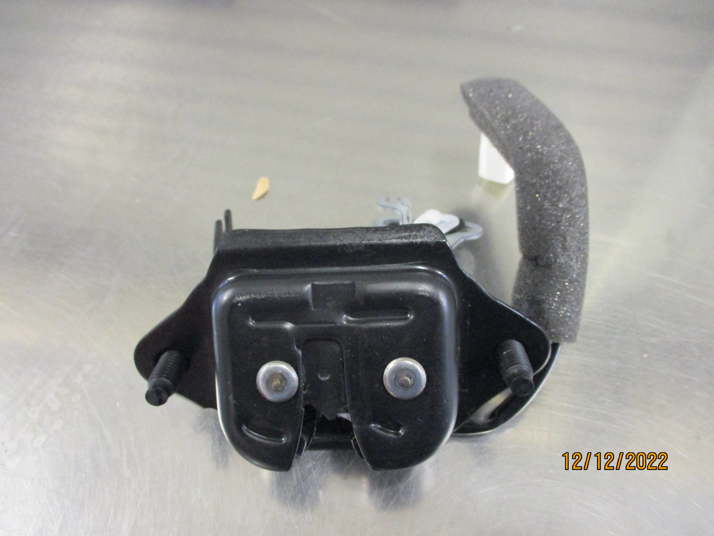 Nissan 370Z/350Z Genuine Tail Gate Lock Remote Control New Part