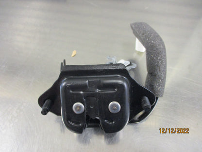 Nissan 370Z/350Z Genuine Tail Gate Lock Remote Control New Part