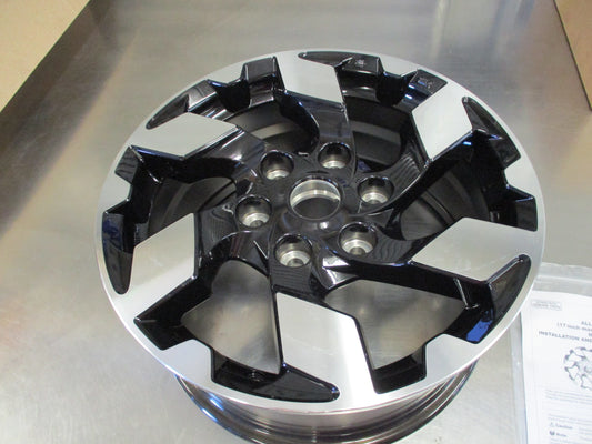 Mitsubishi Triton Genuine Diamond Cut Alloy Wheel-Center Cap New Part