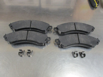 Ferodo Front Brake Pad Set Suits HSV VN-VT Commodore/Ford AU Falcon New Part