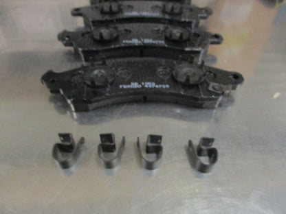 Ferodo Front Brake Pad Set Suits HSV VN-VT Commodore/Ford AU Falcon New Part