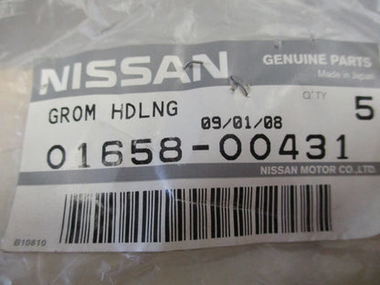 Nissan 200SX/Quest Genuine Front Floor Plug New Part
