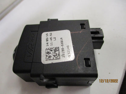 Nissan Navara D40M/R51 Pathfinder Genuine Headlight Adjuster Switch New Part