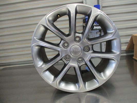 Jeep Grand Cherokee Genuine Alloy Wheel 18x8 Grey Machined Used Part VGC