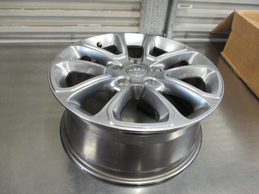 Jeep Grand Cherokee Genuine Alloy Wheel 18x8 Grey Machined Used Part VGC