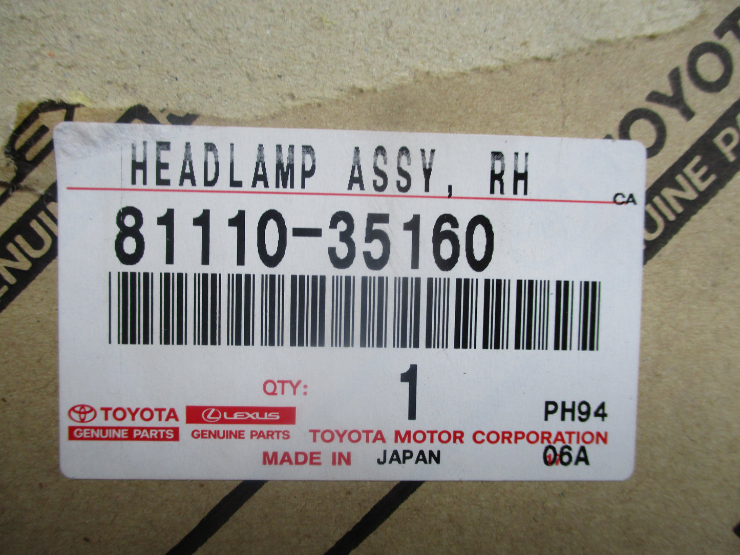 Toyota Hilux/4Runner Genuine Right Hand Sealed Headlight Assembly New Part