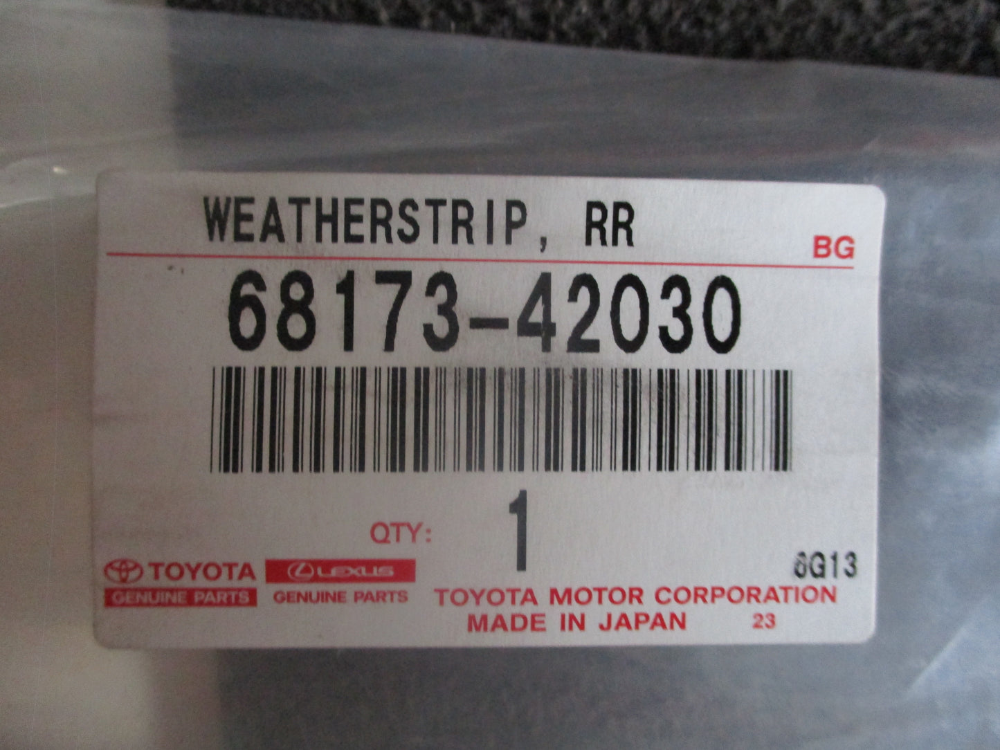 Toyota RAV4 Genuine Right Hand Rear Inner Weatherstrip New Part
