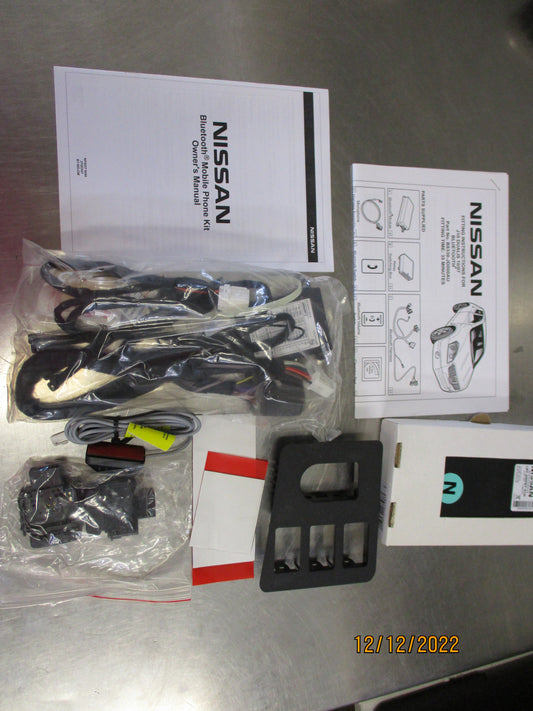 Nissan Qashqai J10E Genuine Hand Free Kit New Part