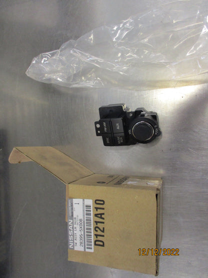 Nissan Navara D40M Genuine Volume Control Switch New Part