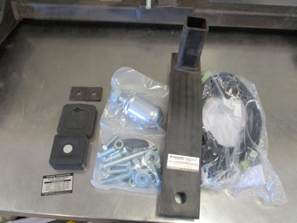 Suzuki Grand Vitara 5 Door Genuine Tow Bar Complete With Fitting Kit And Wiring oom New Part