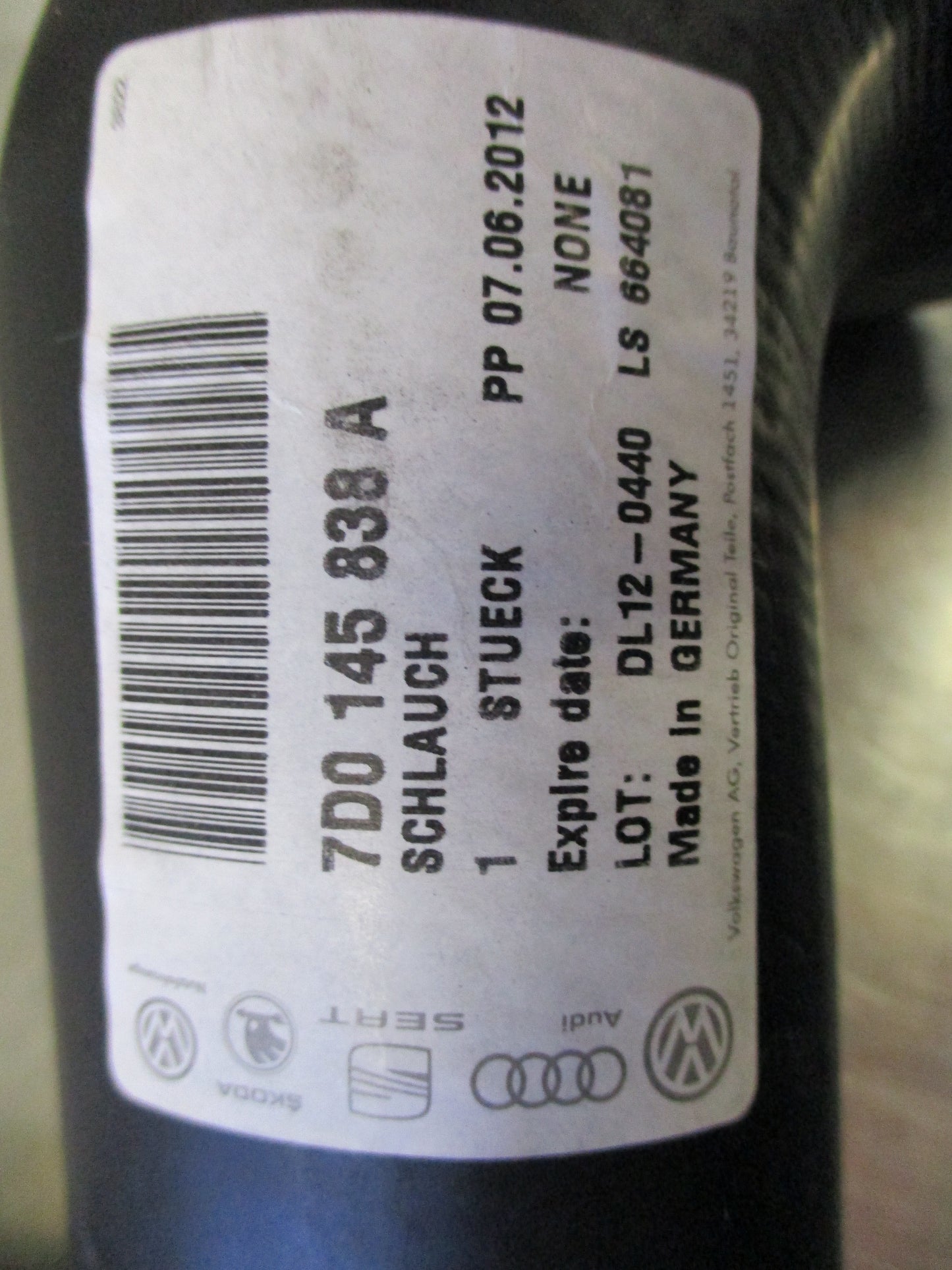 VW T4 Genuine Air Hose 2.5 TDI New Part