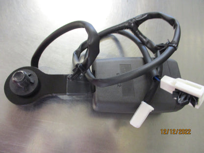 Nissan R51 Pathfinder Genuine Passenger Front Seat Belt Buckle New Part