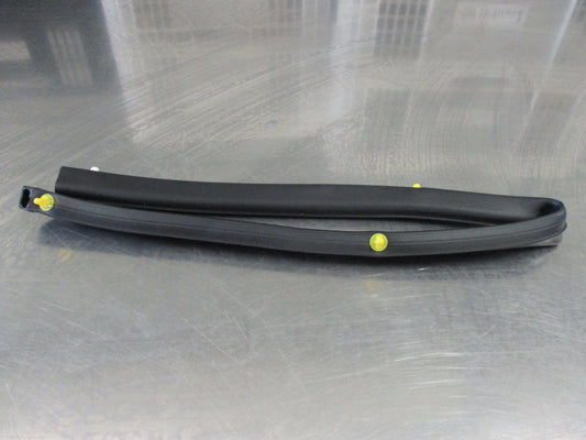 Holden Captiva Sport Genuine Front Lower Door Weatherstrip New Part