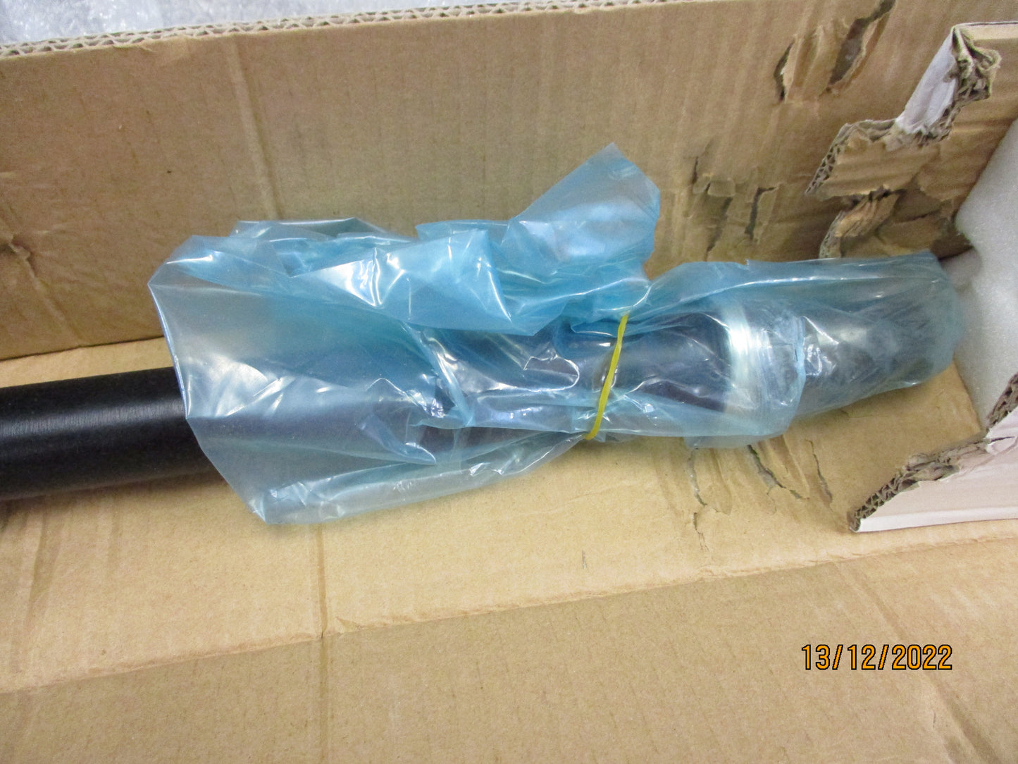 Nissan Tiida C12T Genuine Right Hand Front CV Drive Shaft New Part