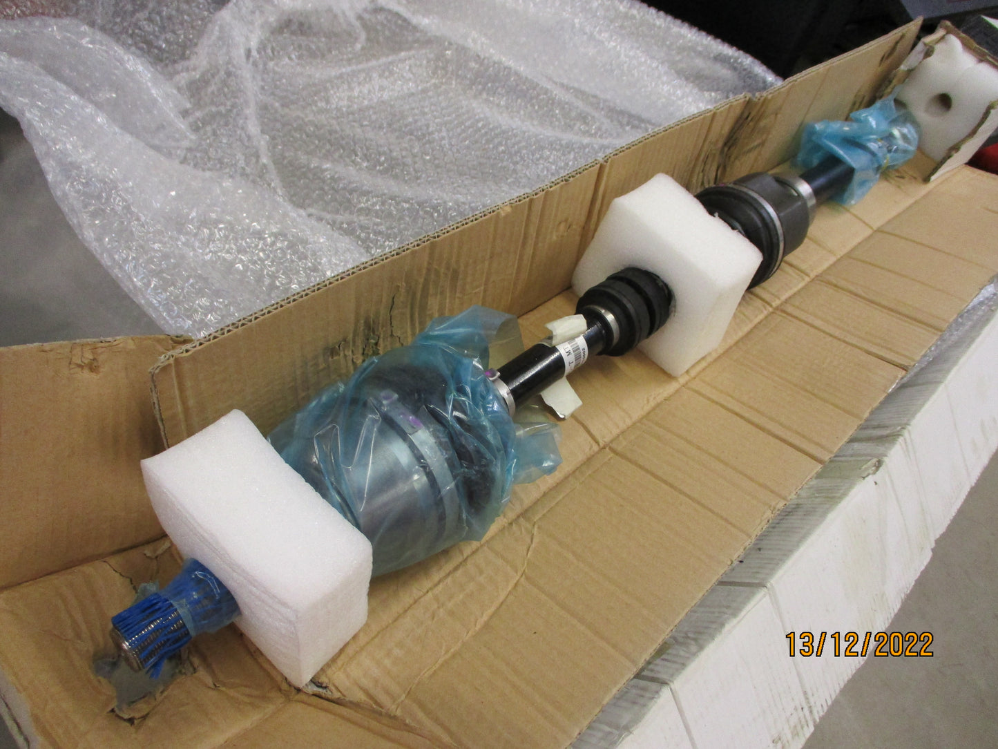 Nissan Tiida C12T Genuine Right Hand Front CV Drive Shaft New Part
