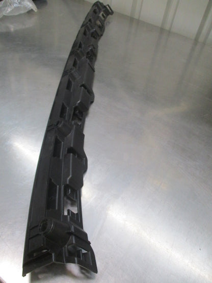 BMW 325CI-330CI Genuine Rear Center Bumper Guide New Part
