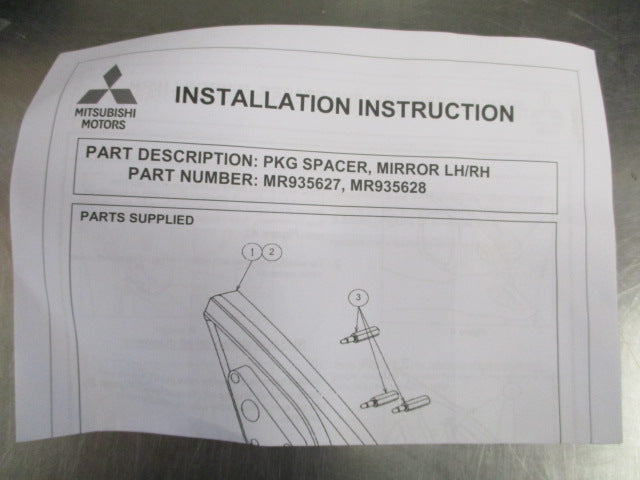 Mitsubishi MN-ML Triton Genuine Right Hand Mirror Spacer/Extension Kit New Part