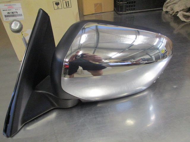 Mitsubishi MN Triton Genuine Left Hand Outer Electric Mirror Assy New Part