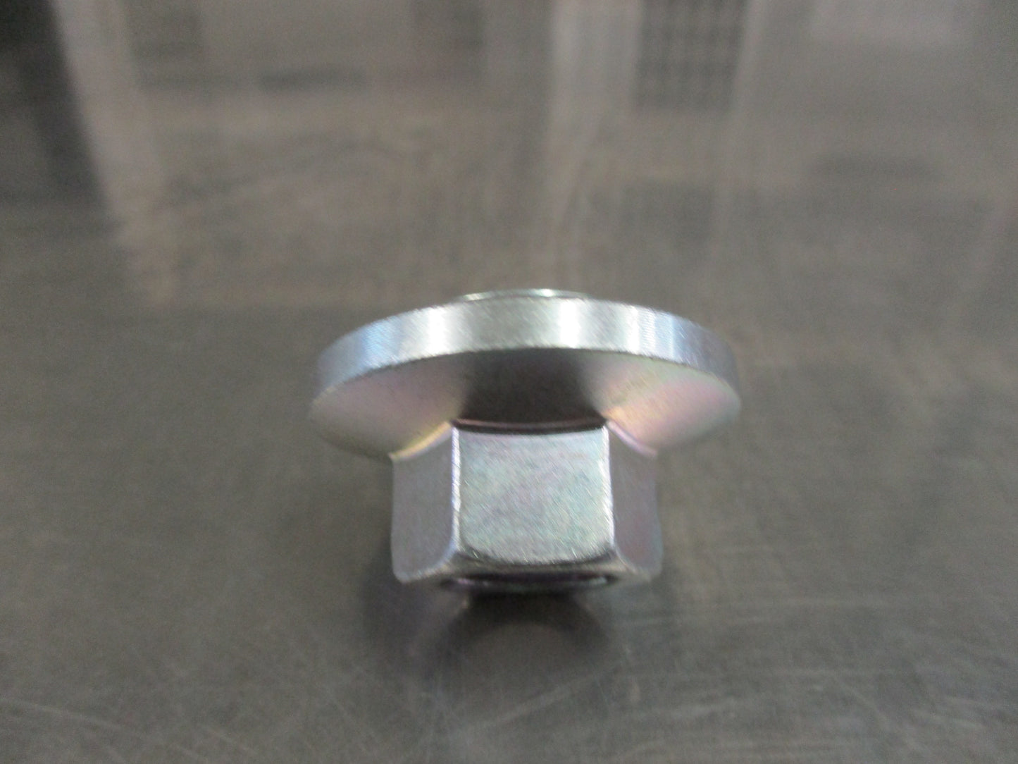 Isuzu D-Max Genuine High Pressure Pump Sprocket Nut New Part