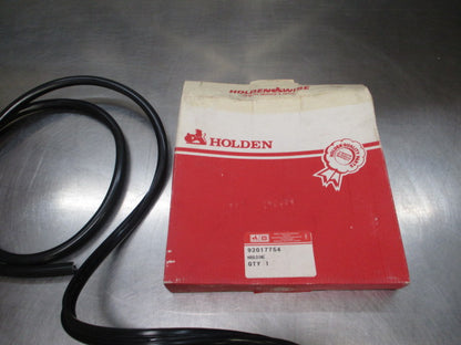 Holden Camira JB-JC-JD-JE Genuine Windscreen Moulding New Part