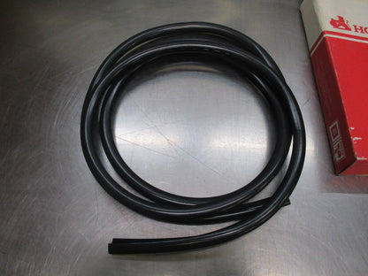 Holden Camira JB-JC-JD-JE Genuine Windscreen Moulding New Part