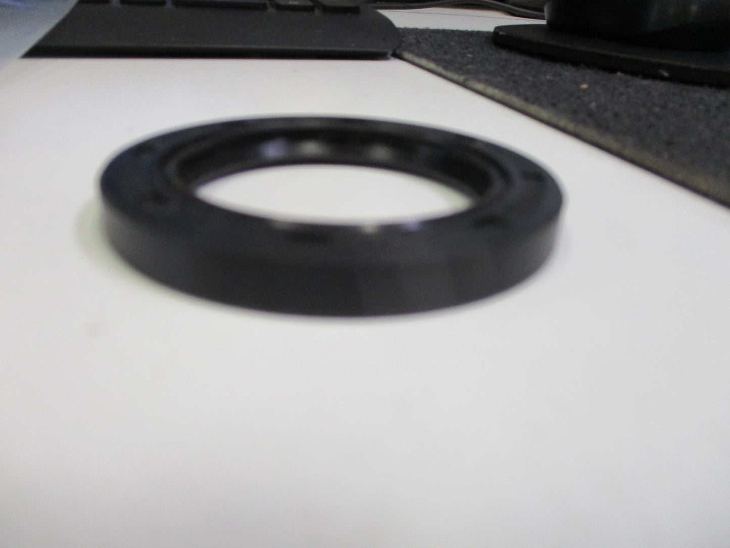 Oil Seal 42-60-7 TB For Box Trailer/ Car Trailer or Caravan