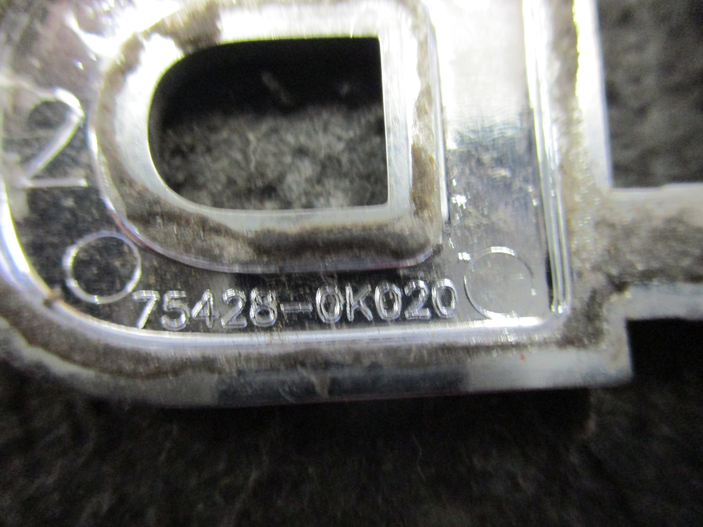 Toyota Hilux Genuine D4D 3.0 Badge Used Part VGC