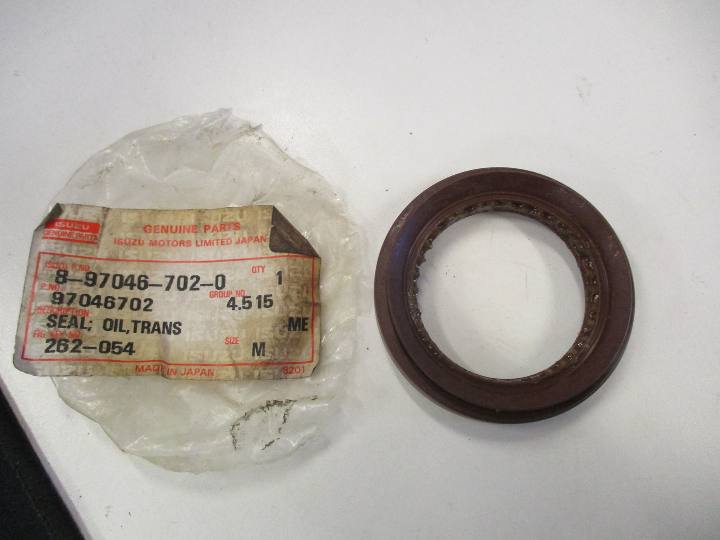 Isuzu Genuine Transfer Flange Oil Seal New