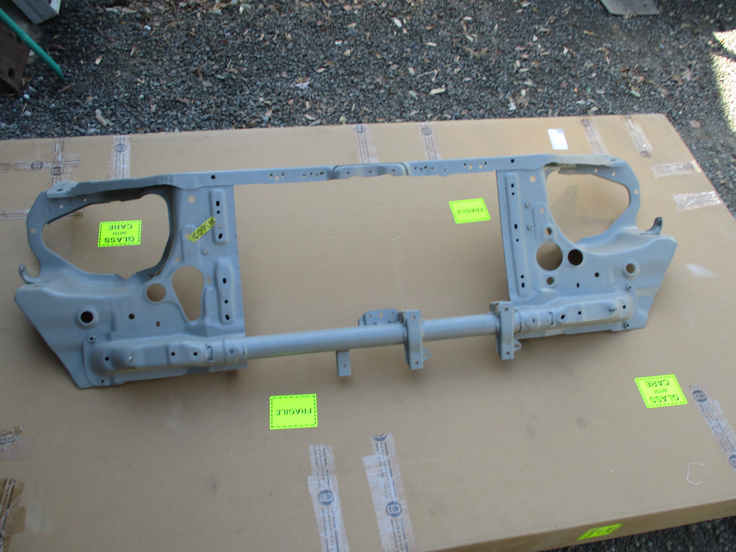 Mitsubishi ML Triton Genuine Front Radiator Support Panel New Part