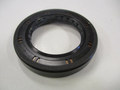 Isuzu Genuine Output Shaft Oil Seal New