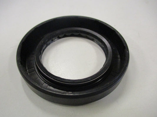 Isuzu Genuine Output Shaft Oil Seal New