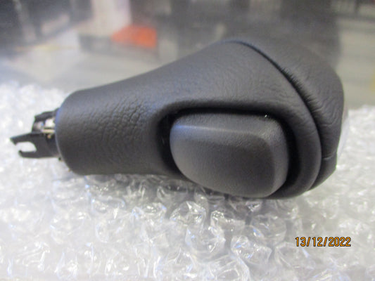 Nissan Y62 Patrol Automatic Gear Knob Assembly New Part