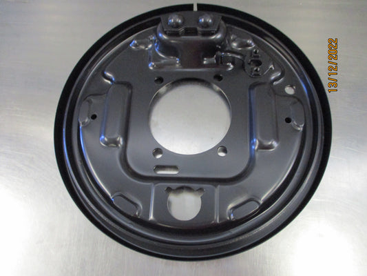 Nissan D22T Navara 2WD Genuine Left Hand Rear Brake Backing Plate New Part