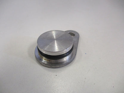 Mahindra Assembly Plug Cam Cover Rear New