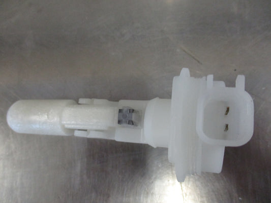 Land Rover Discovery 3-4 Freelander-Evoque-Sport Genuine Wash Fluid Low Level Sensor New Part