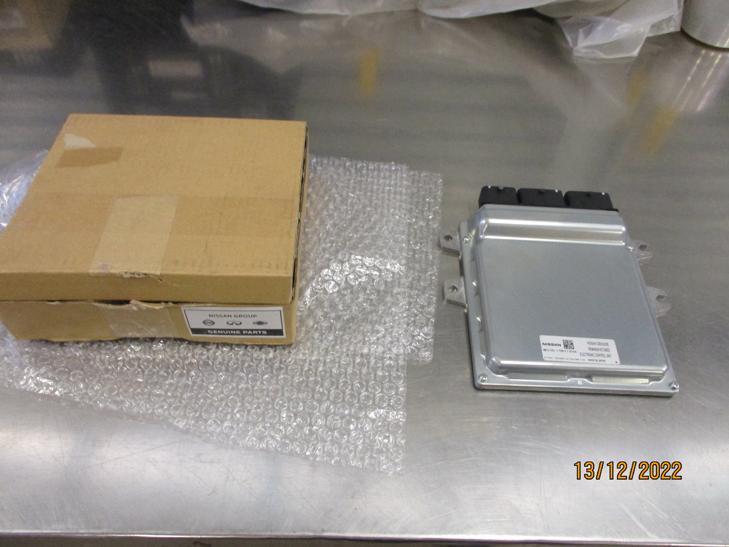 Nissan Infiniti CV36 Genuine Engine Control Module Unit New Part